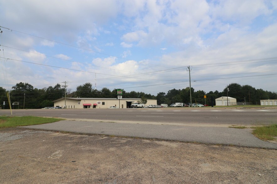 More Photos Of 861 Edgefield Rd, Belvedere Land For Sale