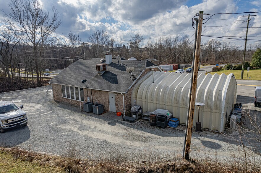 More Photos Of 100 Manor Harrison City Rd, Manor Restaurant For Sale