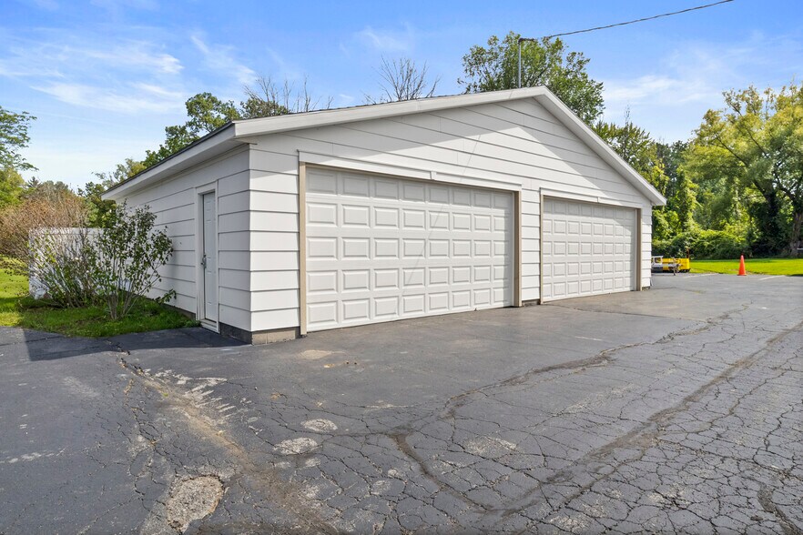 More Photos Of 1118 Long Pond Rd, Rochester General Retail For Sale