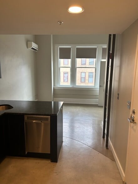 More Photos Of 260 S 4th St, Columbus Apartments For Sale