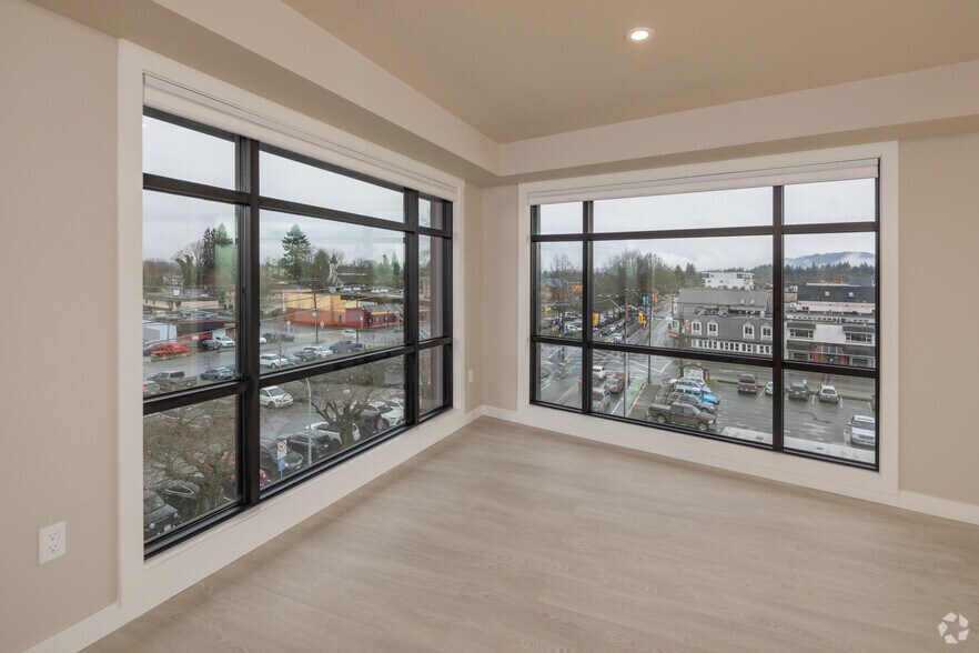 More Photos Of 107 Evans St, Duncan Apartments For Sale
