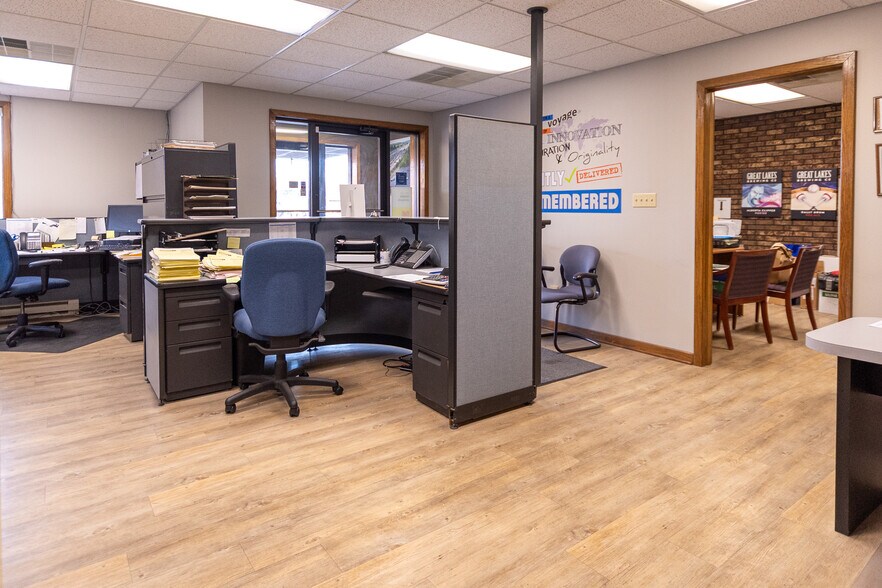 More Photos Of 1 Victor Way, Sharon Warehouse For Sale