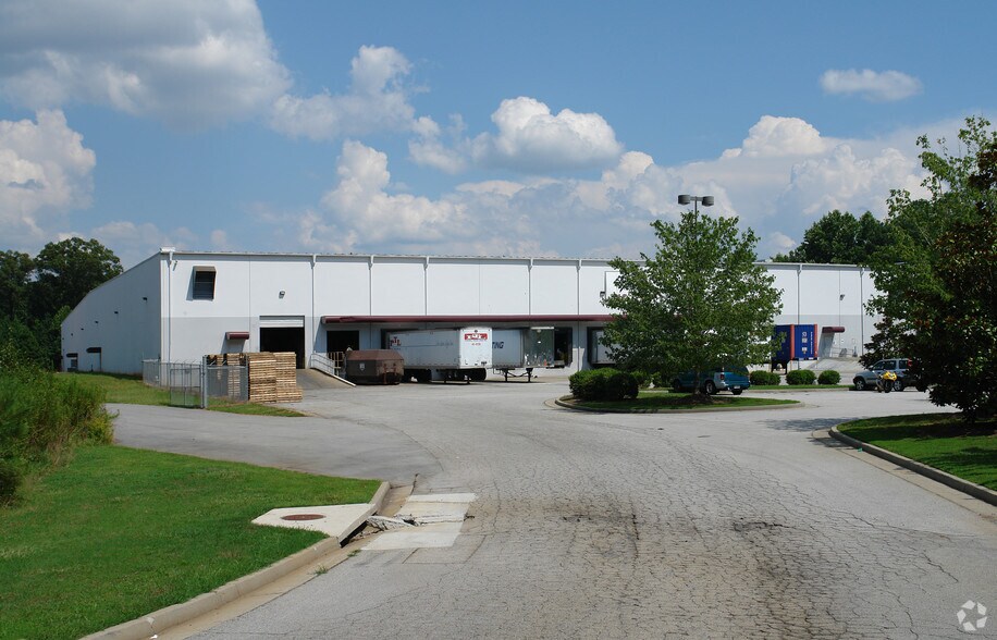 More Photos Of 1401 Blairs Bridge Rd, Lithia Springs Warehouse For Lease