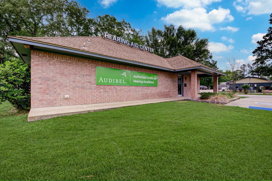 More Photos Of 1321 S John Redditt Dr, Lufkin General Retail For Sale