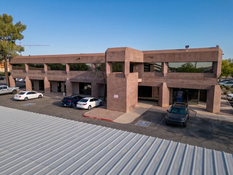 More Photos Of 459 N Gilbert Rd, Gilbert Unknown For Lease