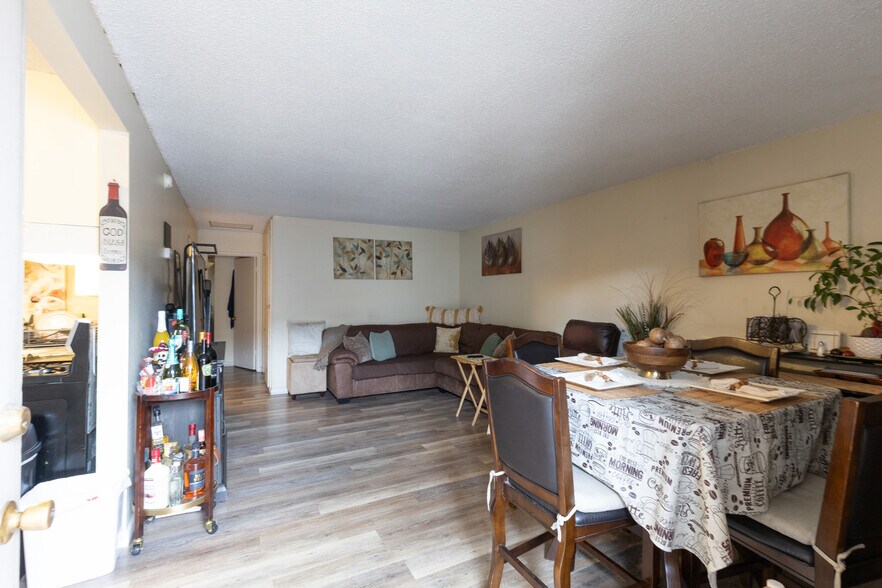 More Photos Of 739-747 Florida Street, Imperial Beach Apartments For Sale