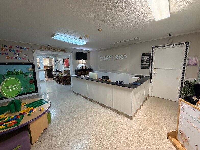 More Photos Of 4168 S Main St, Acworth Daycare Center For Sale