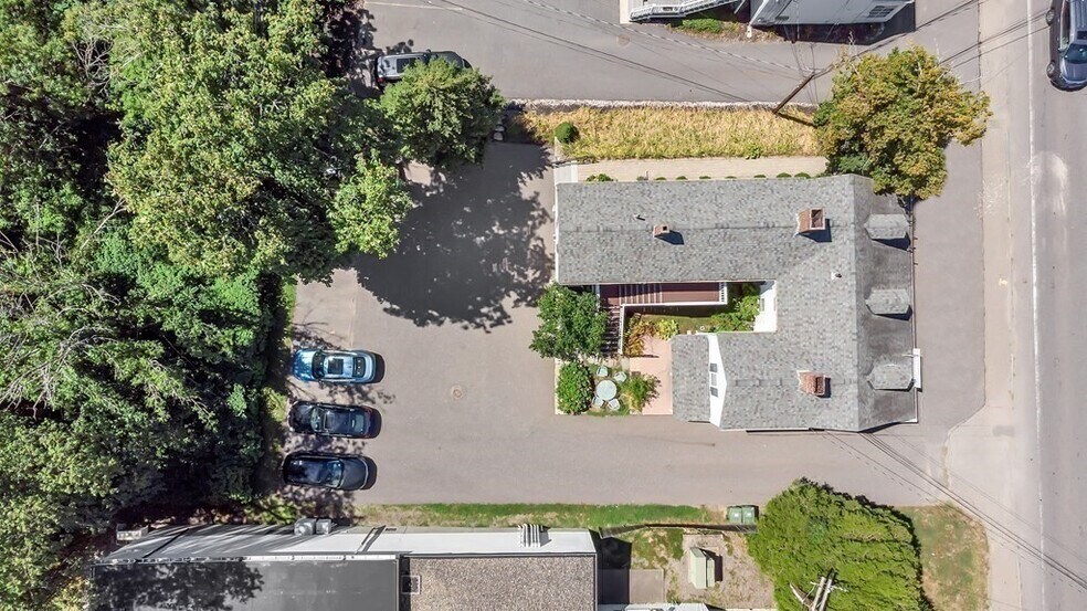 More Photos Of 353 Boston Post Rd, Sudbury Office For Lease