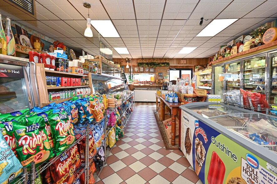 More Photos Of 1420 Park Ave, Merrick Convenience Store For Sale