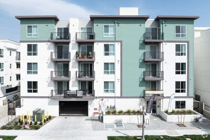 More Photos Of 3518 Chesapeake Ave, Los Angeles Apartments For Sale