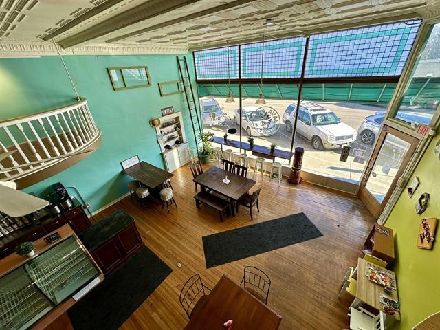 More Photos Of 203 N Main St, Monticello Storefront Retail Residential For Lease