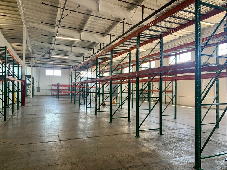 More Photos Of 1535 Rollins Rd, Burlingame Warehouse For Lease