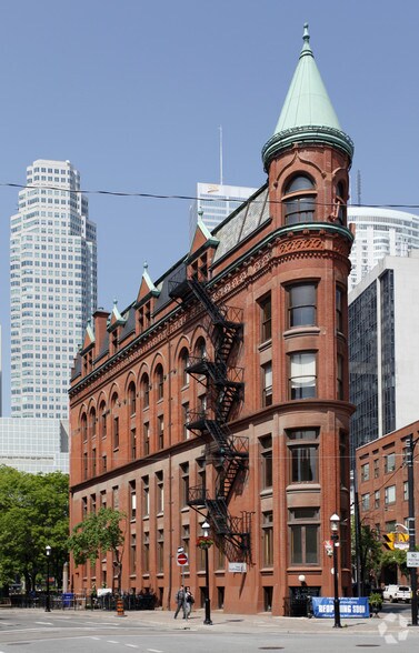 More Photos Of 49 Wellington St E, Toronto Office For Lease