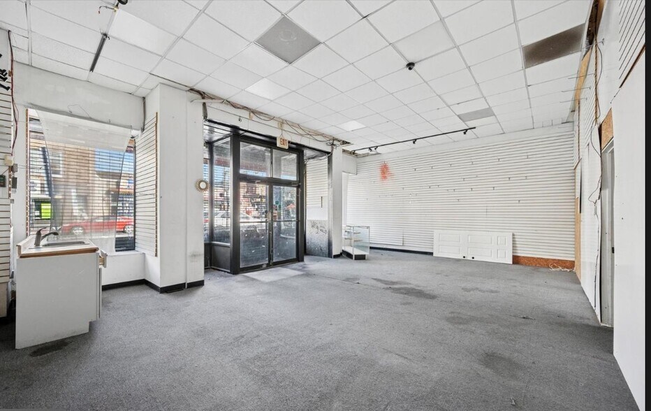 More Photos Of 5604 N 5th St, Philadelphia Storefront For Sale