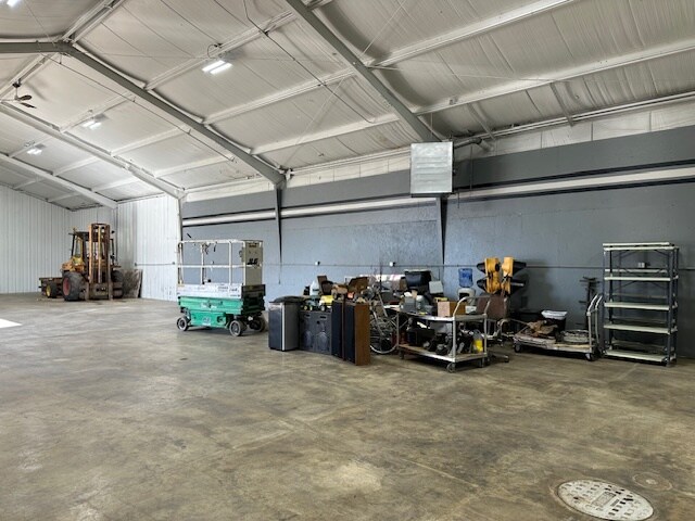 More Photos Of 1465 Cornell Rd, Howard Warehouse For Sale