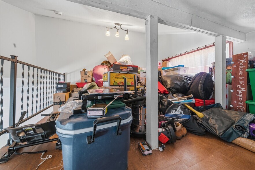 More Photos Of 316-318 Main St, Glenburn Apartments For Sale