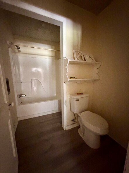 More Photos Of 484 Route 302, West Van Lear Specialty For Sale
