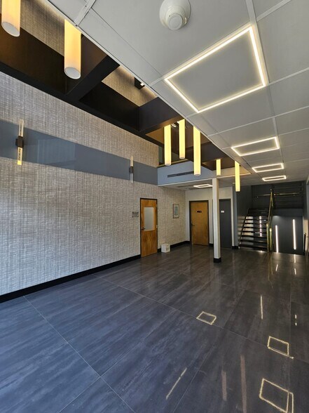 More Photos Of 233 Lafayette Ave, Suffern Office For Sale