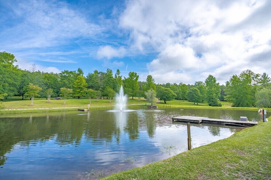 More Photos Of 1530 Buck Hill Rd, Ridgeway Industrial For Sale