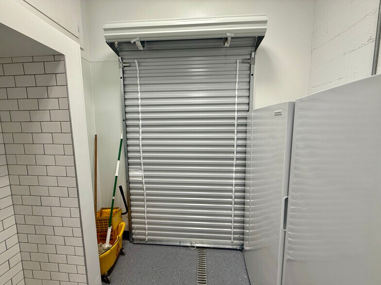 More Photos Of 115 N Mecklenburg Ave, South Hill Restaurant For Sale