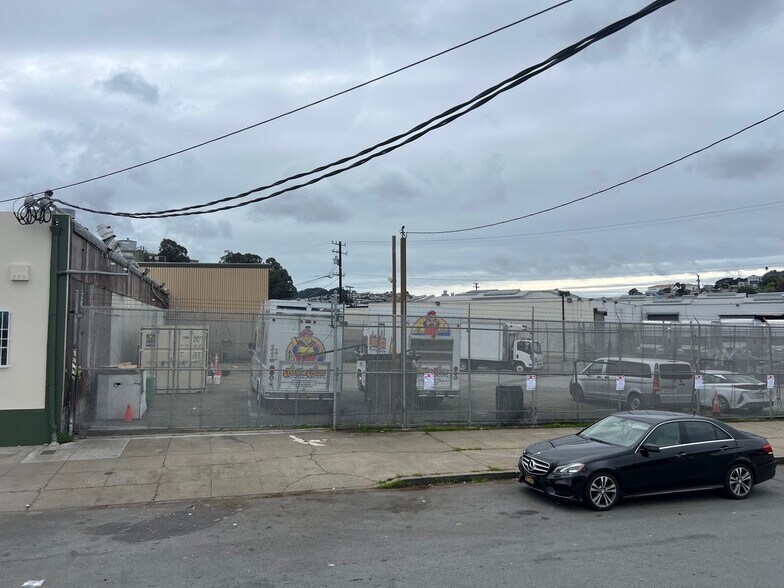 More Photos Of 2283 Shafter Ave, San Francisco Land For Lease