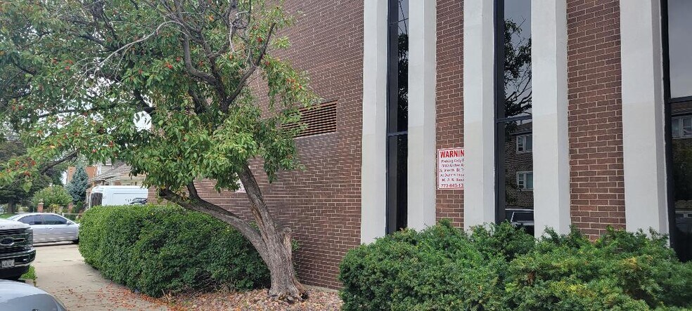 More Photos Of 5680 S Archer Ave, Chicago Loft Creative Space For Lease