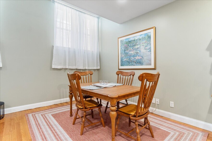 More Photos Of 260 A Washington Ave, Albany Apartments For Sale