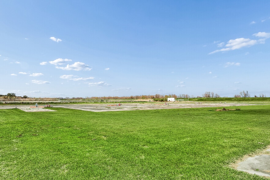 More Photos Of 38963 Highway 23, Buras Warehouse For Sale