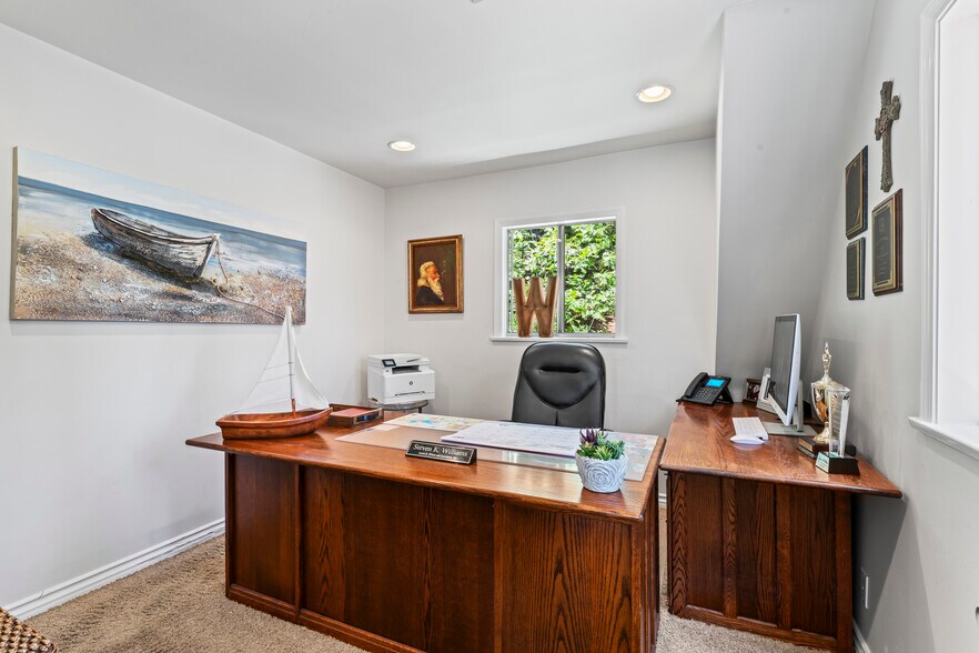 More Photos Of 27180 Highway 189, Blue Jay Office For Sale