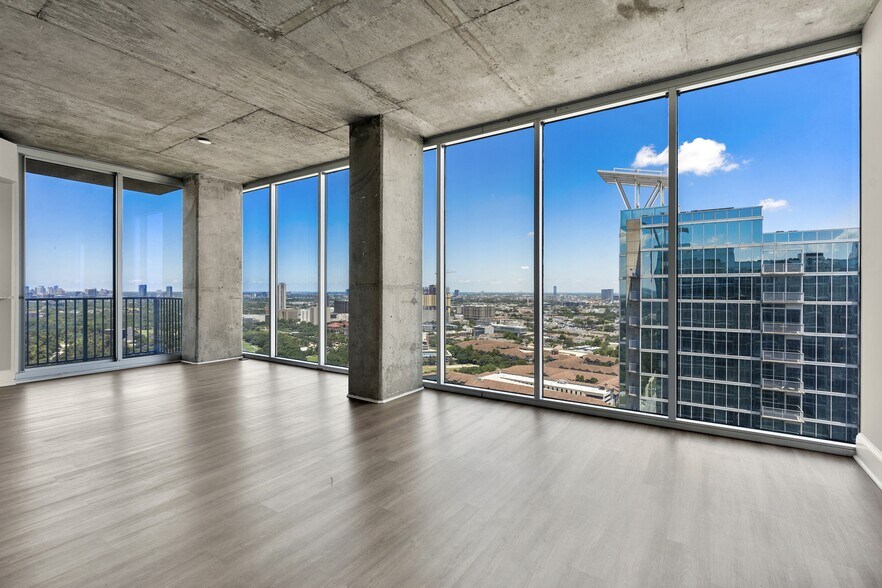 More Photos Of 5927 Almeda Rd, Houston Apartments For Lease