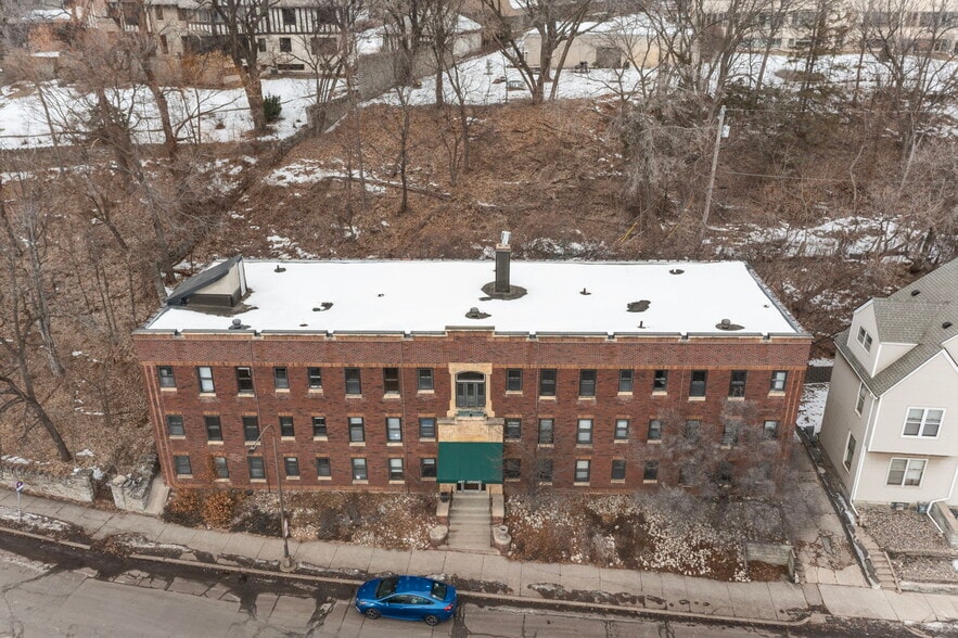 More Photos Of 487 Grand Ave, Saint Paul Apartments For Sale