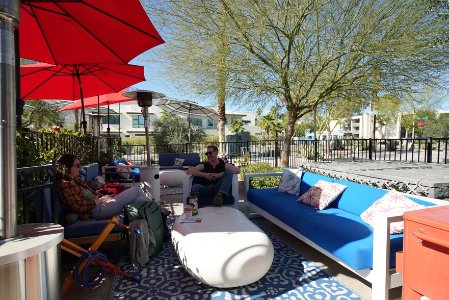 More Photos Of 2825 E Tahquitz Canyon Way, Palm Springs Medical For Sale