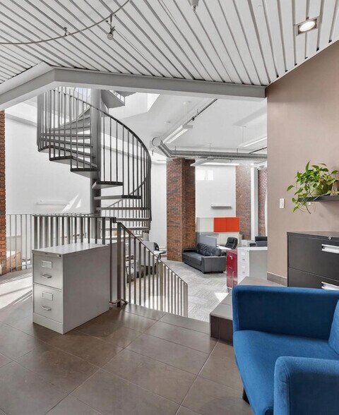 More Photos Of 602 12th Ave SW, Calgary Office For Sale