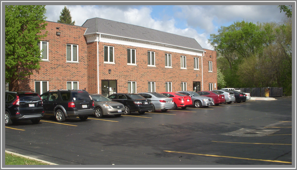 More Photos Of 906 Lacey Ave, Lisle Office For Lease