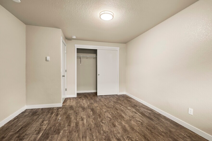 More Photos Of 1570 James St, Woodburn Apartments For Sale