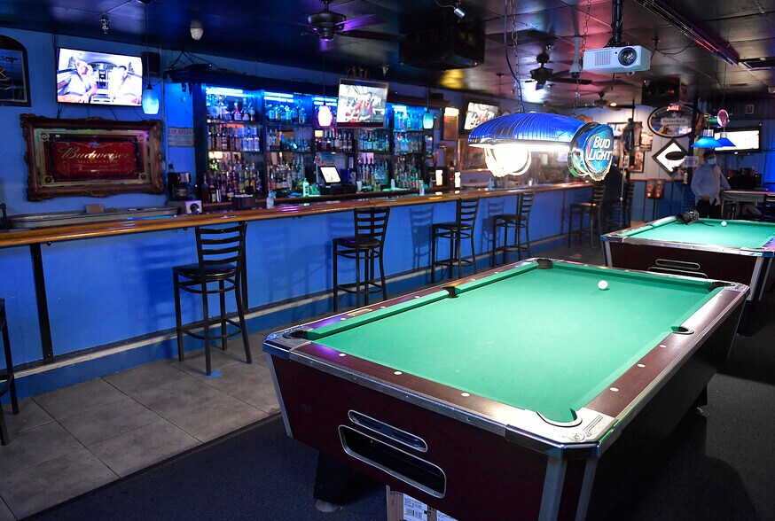 More Photos Of 8250-8354 W Oakland Park Blvd, Sunrise Unknown For Lease