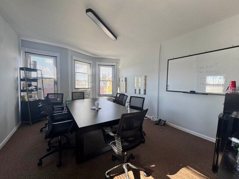 More Photos Of 2527 Greenmount Ave, Baltimore Loft Creative Space For Lease