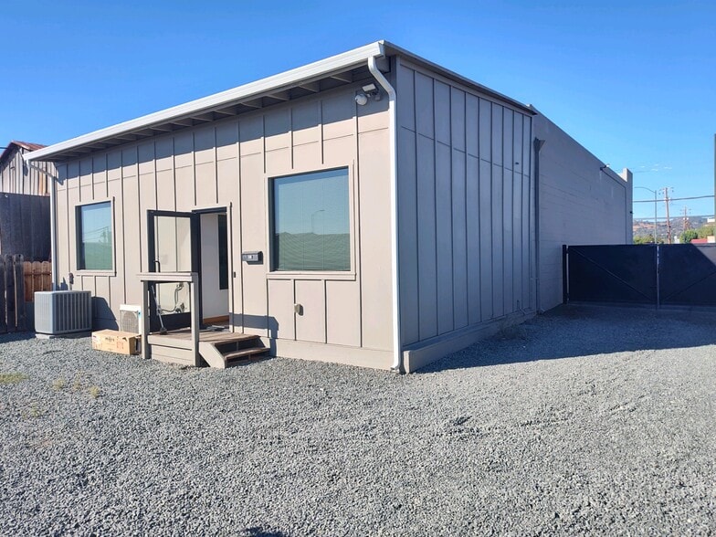 More Photos Of 2600 N Main St, Walnut Creek Freestanding For Lease