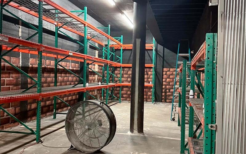 More Photos Of 10200 NW 25th St, Doral Light Distribution For Sale