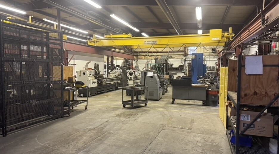 More Photos Of 24 Elise St, Westfield Flex For Lease