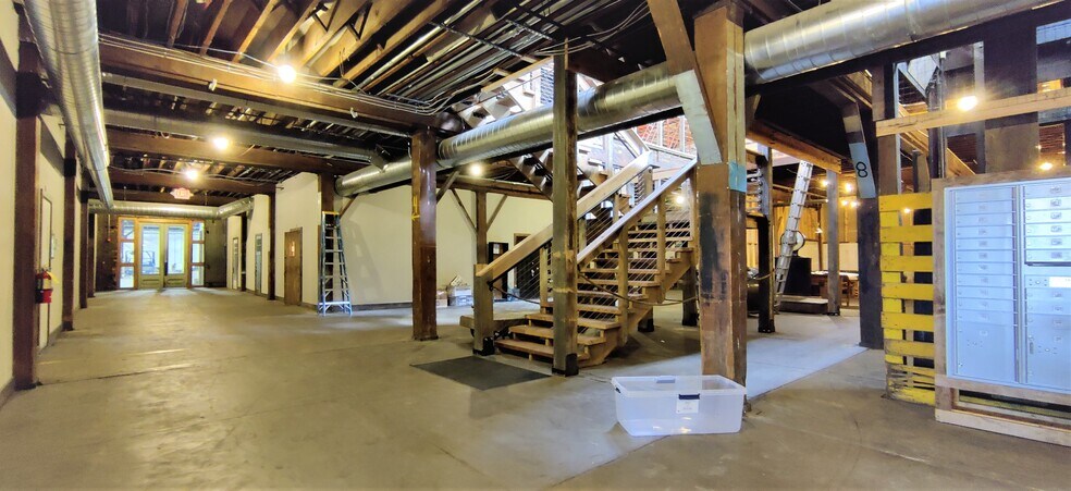 More Photos Of 1201 4th Ave S, Nashville Office For Lease