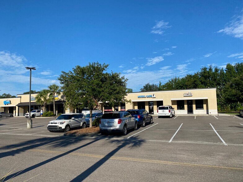 More Photos Of 1662 Savannah Hwy, Charleston Freestanding For Lease