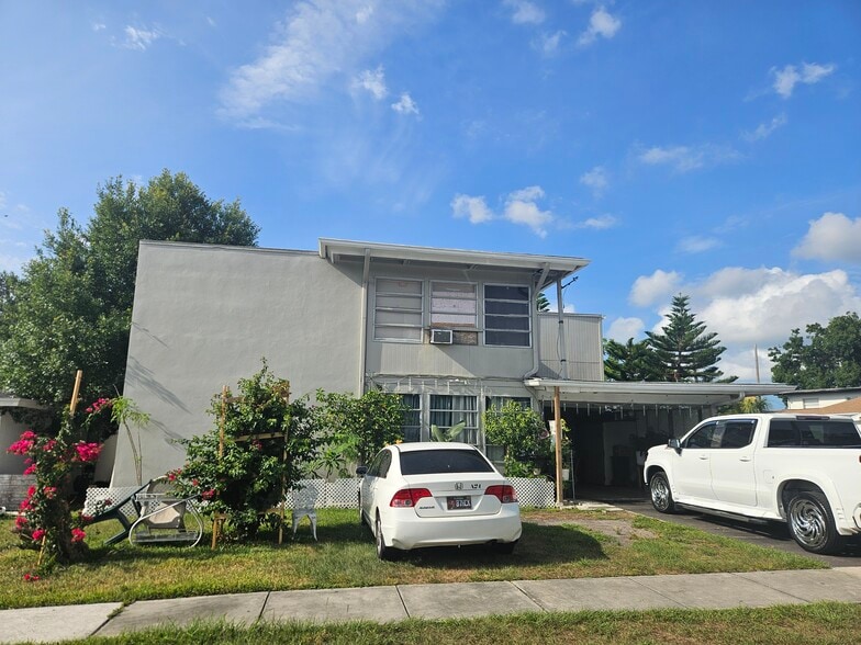 Primary Photo Of 1267 Franklin St, Clearwater Apartments For Sale