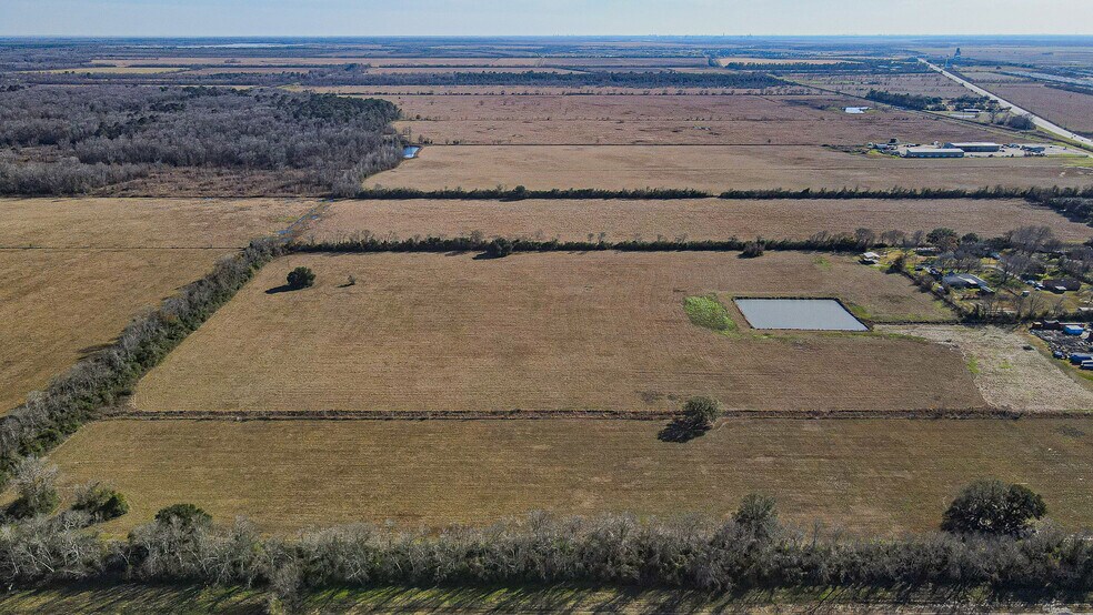 More Photos Of County Road 492, Dayton Land For Sale