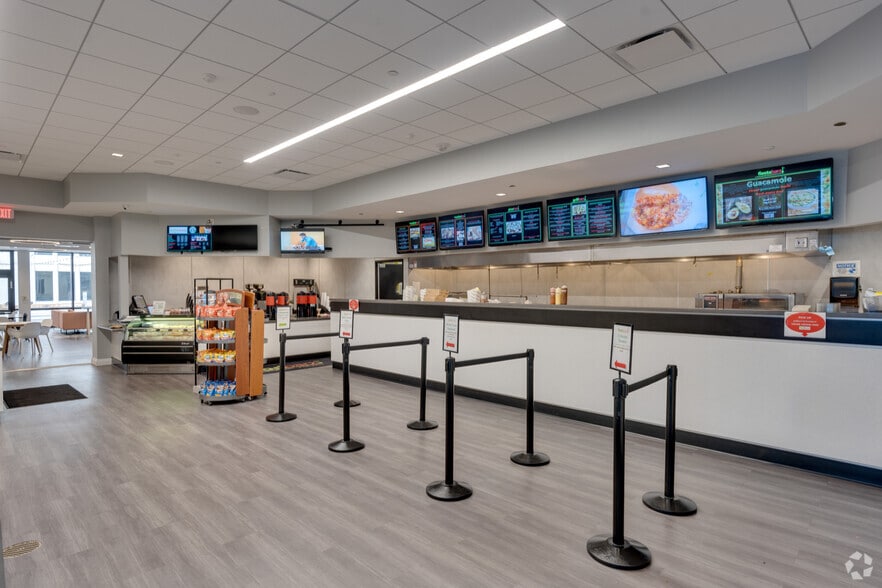 More Photos Of 1701 Golf Rd, Rolling Meadows Coworking Space