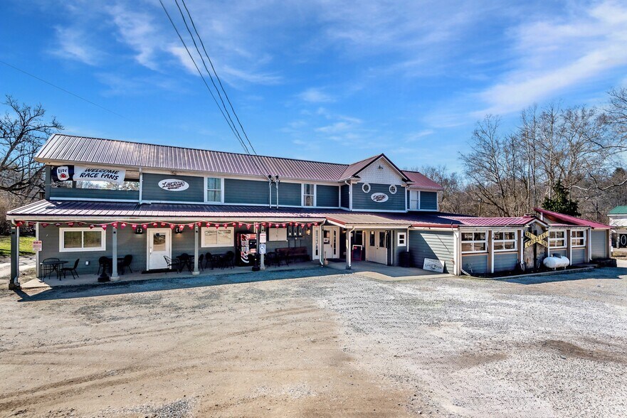 Primary Photo Of 5527 Oregonia Rd, Oregonia Restaurant For Sale