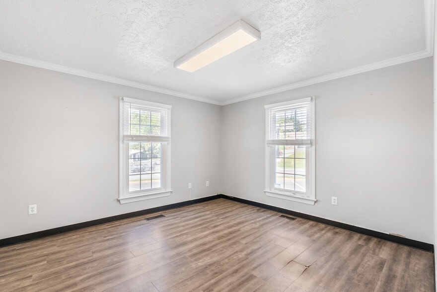 More Photos Of 6200 Fort Ave, Lynchburg Medical For Sale