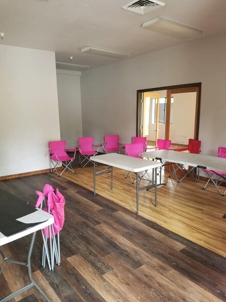 More Photos Of 12000 Pioneer Trl, Truckee Storefront Retail Office For Lease