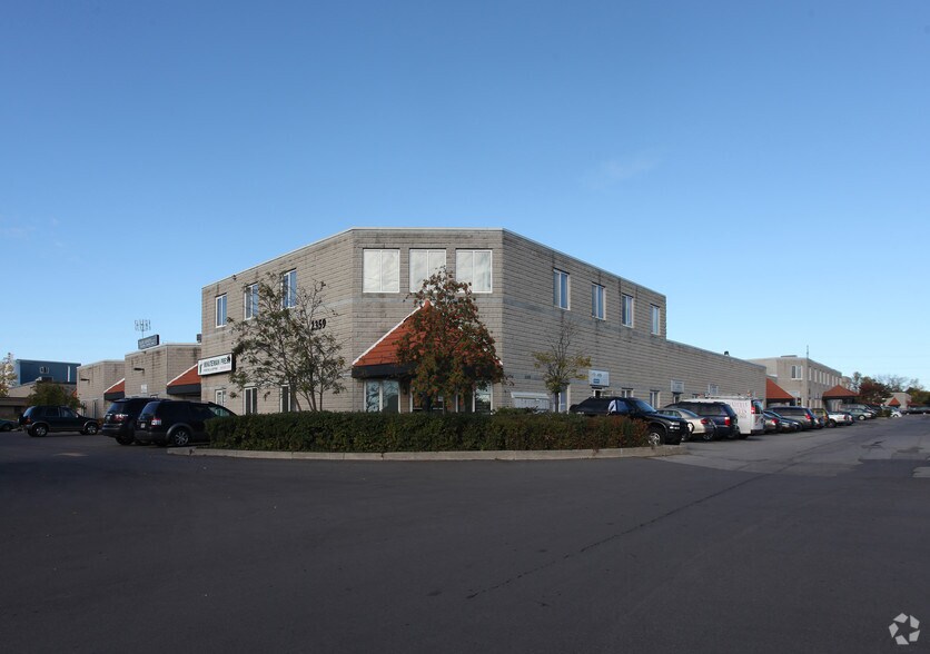 More Photos Of 2359 Royal Windsor Dr, Mississauga Light Distribution For Sale