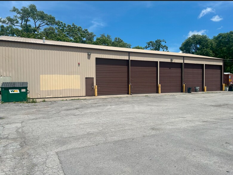 More Photos Of 13747 S Western Ave, Blue Island Warehouse For Sale